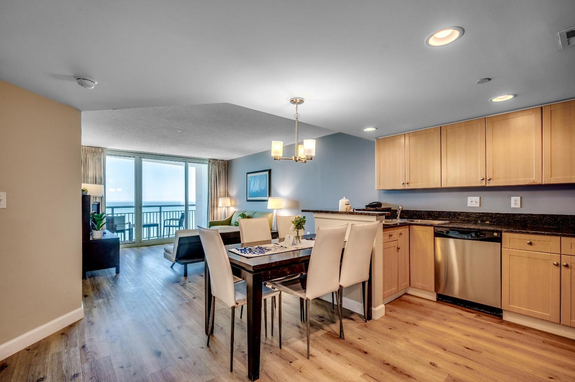 Stunning Oceanfront King Suite On 18Th Floor Centrally Located Myrtle Beach Eksteriør billede